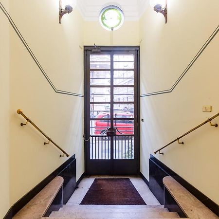 Spacious And Brilliant Apartment In Duomo By Easylife Milan Exterior photo
